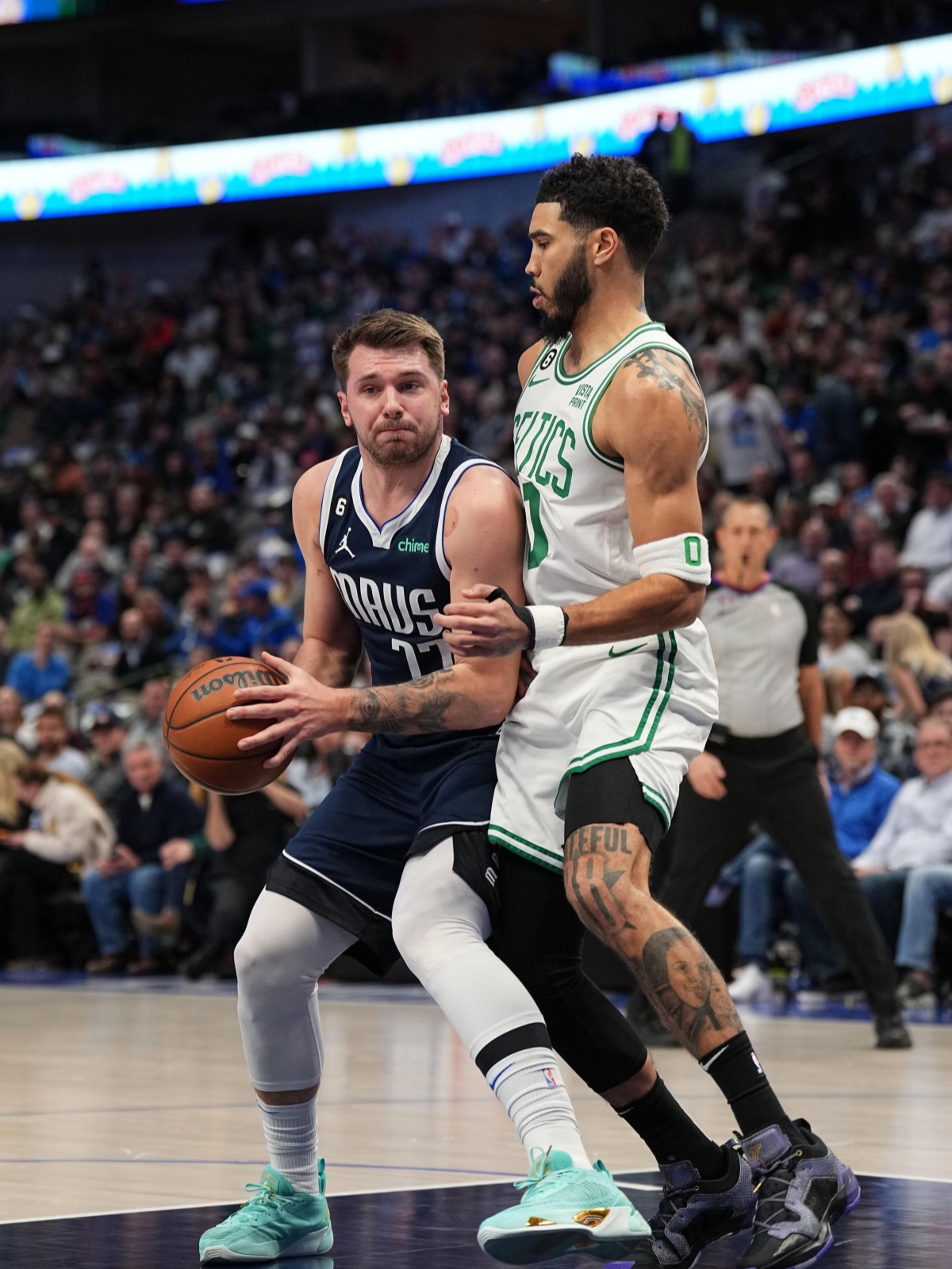 绿军队努力为夺取NBA总决赛而拼搏的简单介绍