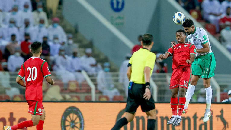 包含西部劲旅获得主场优势积极备战季后赛的词条