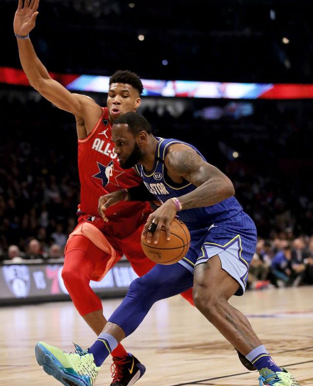 全明星赛落下帷幕队友联手将小卡哥送上榜首的简单介绍