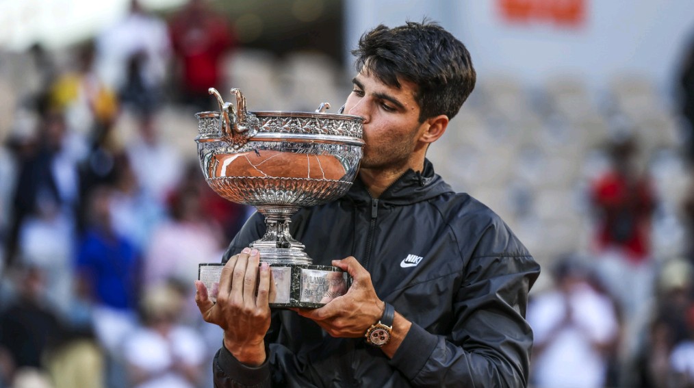 意大利网球队横扫法国网球队，阿尔卡拉斯高光表现