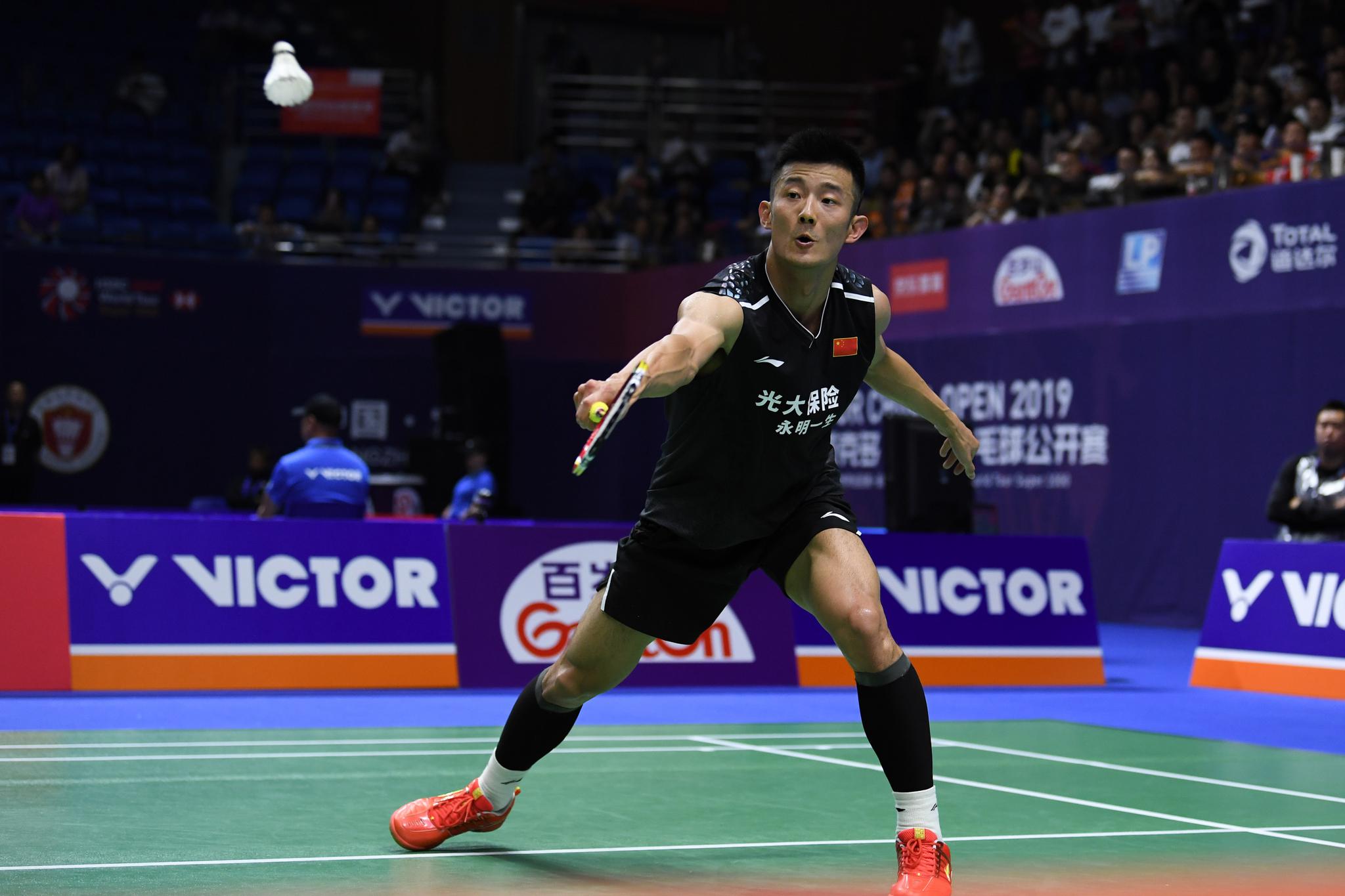 包含中国羽毛球队险胜韩国羽毛球队，陶菲克制霸全场的词条