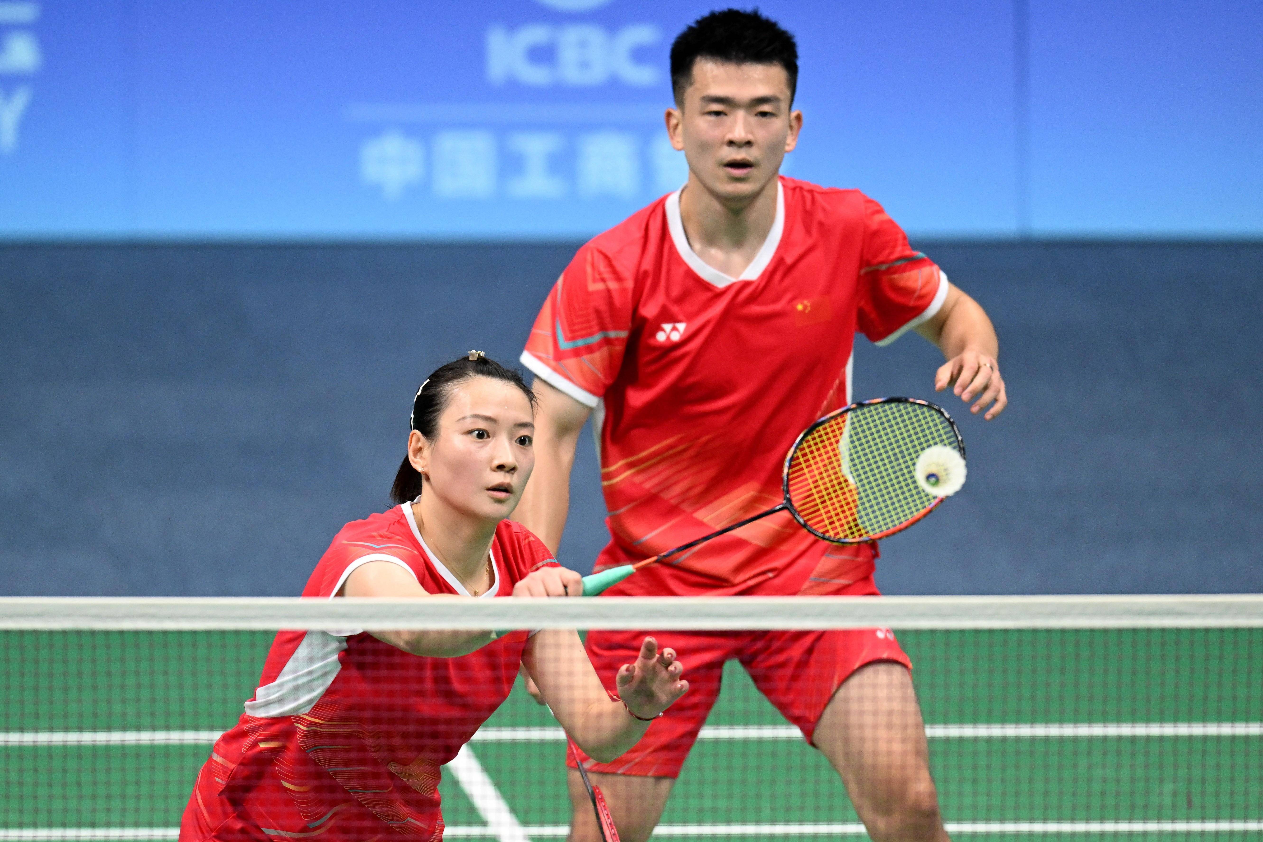 法国队完胜韩国队,郑思维惊艳四座 法国队完胜韩国队,郑思维惊艳四座