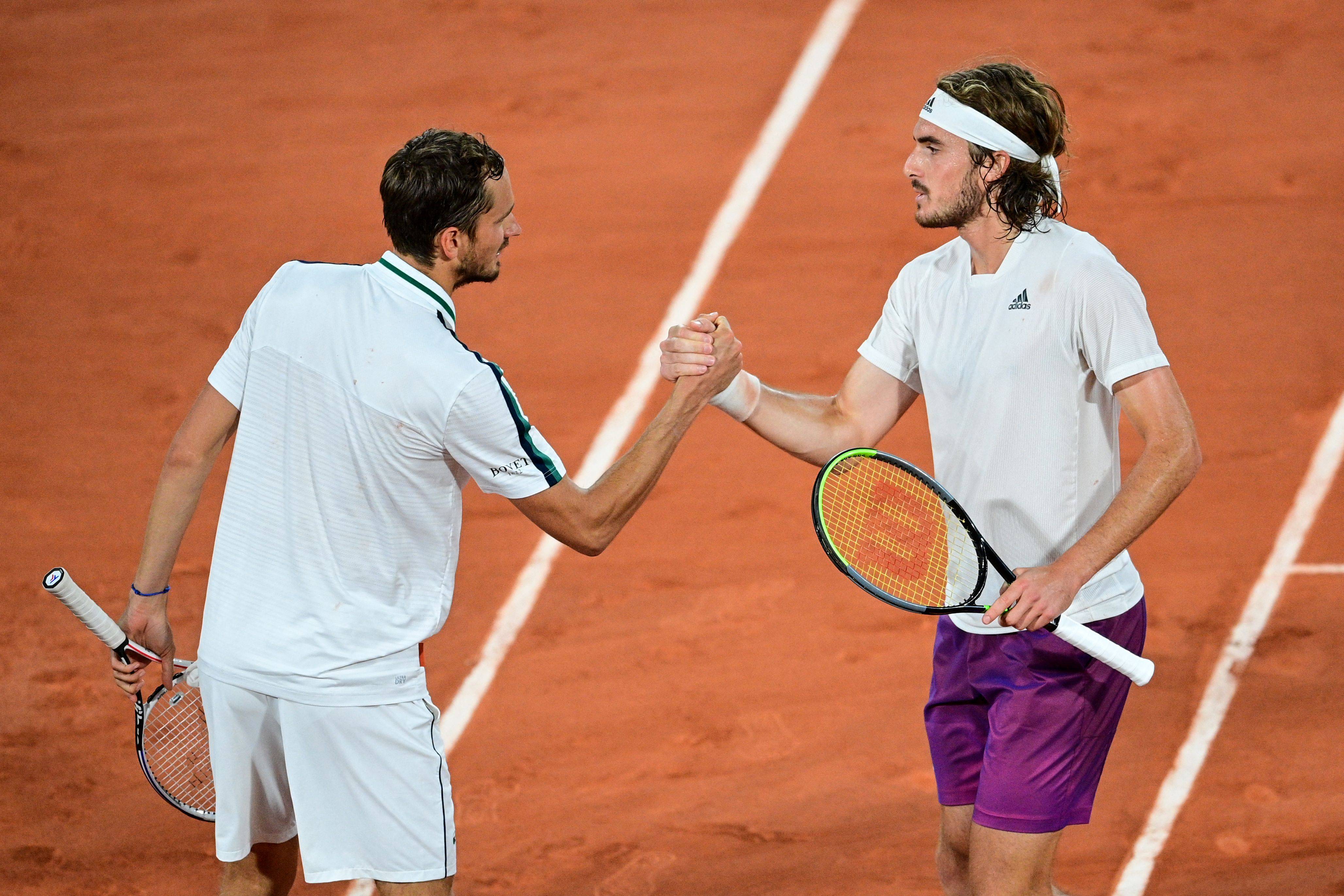 欧洲网球队横扫德国网球队,西西帕斯制霸全场的简单介绍 欧洲网球队横扫德国网球队,西西帕斯制霸全场的简单介绍