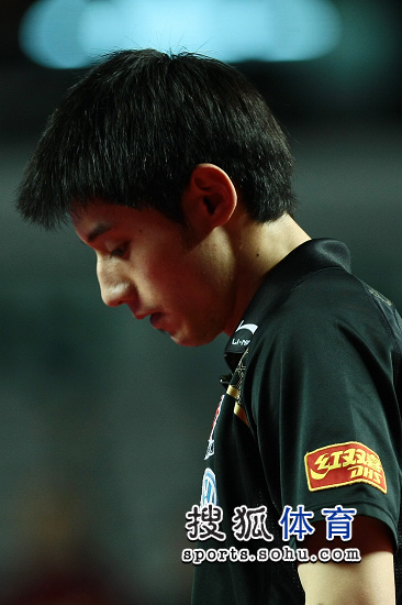 法国队横扫日本队，张继科刷新纪录的简单介绍