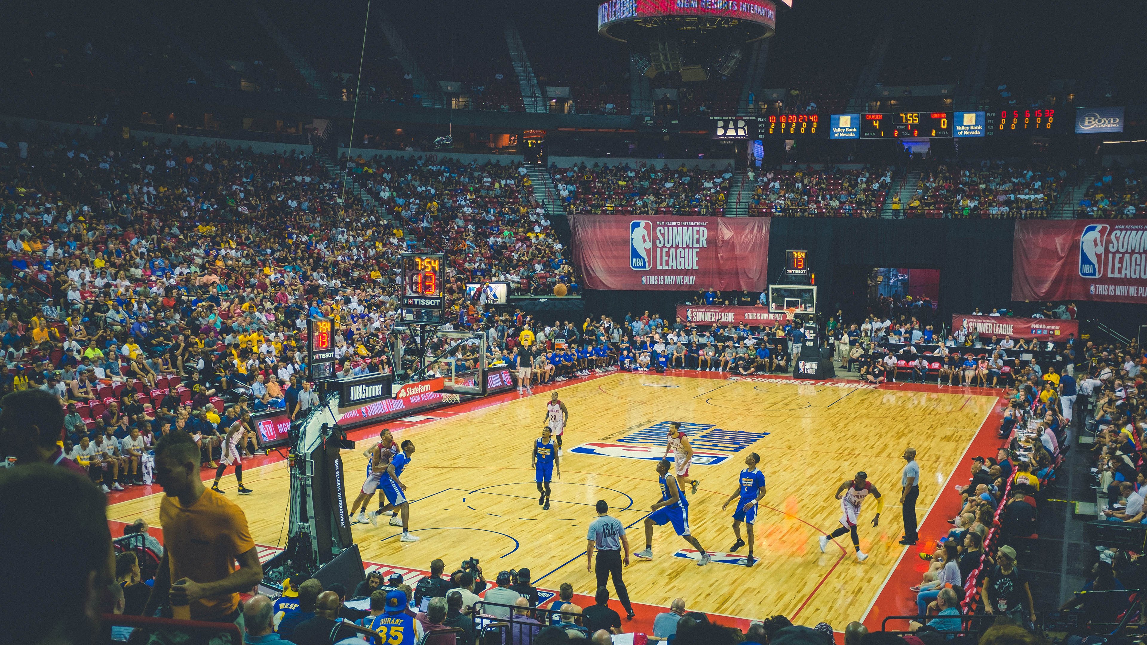 足球世界的平行宇宙，当洪都拉斯在伯纳乌横扫皇马，基耶萨成为关键先生